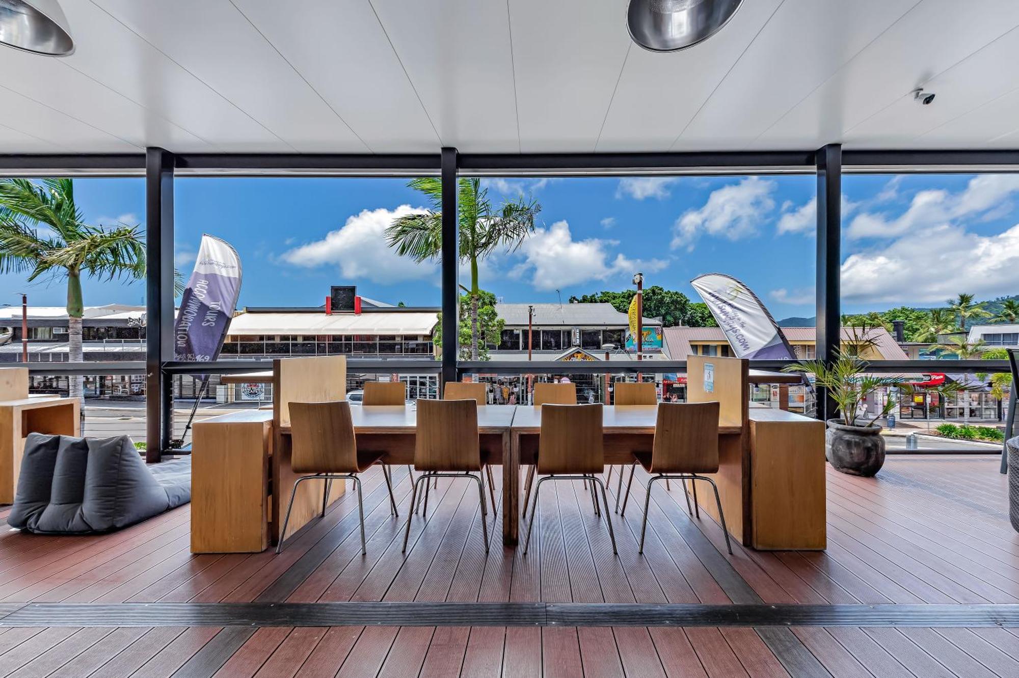 Airlie Sun & Sand Accommodation #6 แอร์ลีบีช ภายนอก รูปภาพ